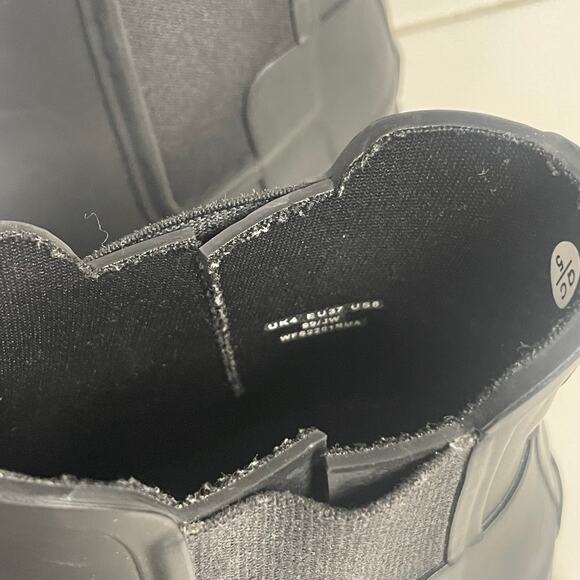 Hunter Refined Chelsea Short Womens Size 6 Black Waterproof Ankle Rain Boots - Picture 2 of 5